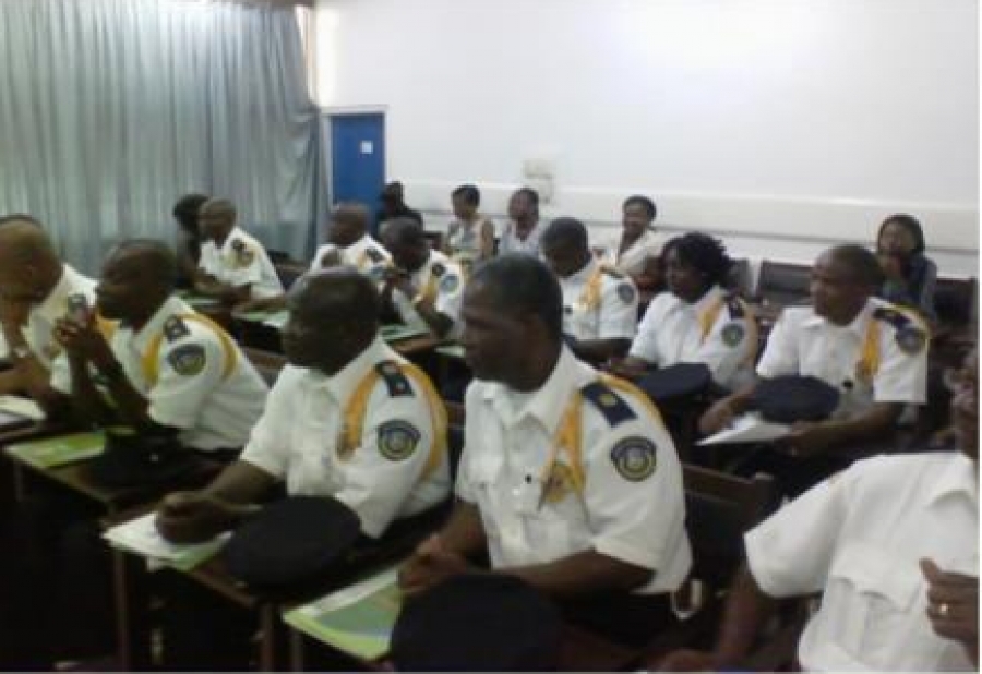 Создание условий для справедливого и основанного на людях процесса конституционной реформы в Либерии