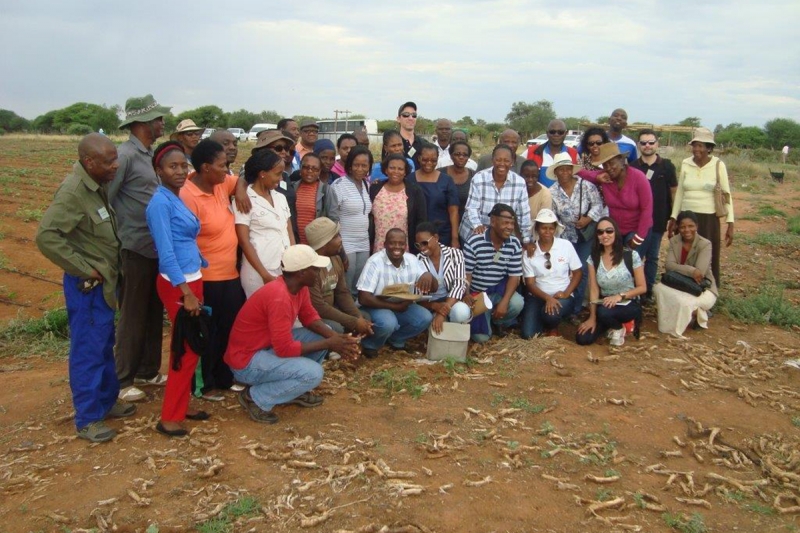 تعزيز التعاونيات والرابطات الريفية في بوتسوانا